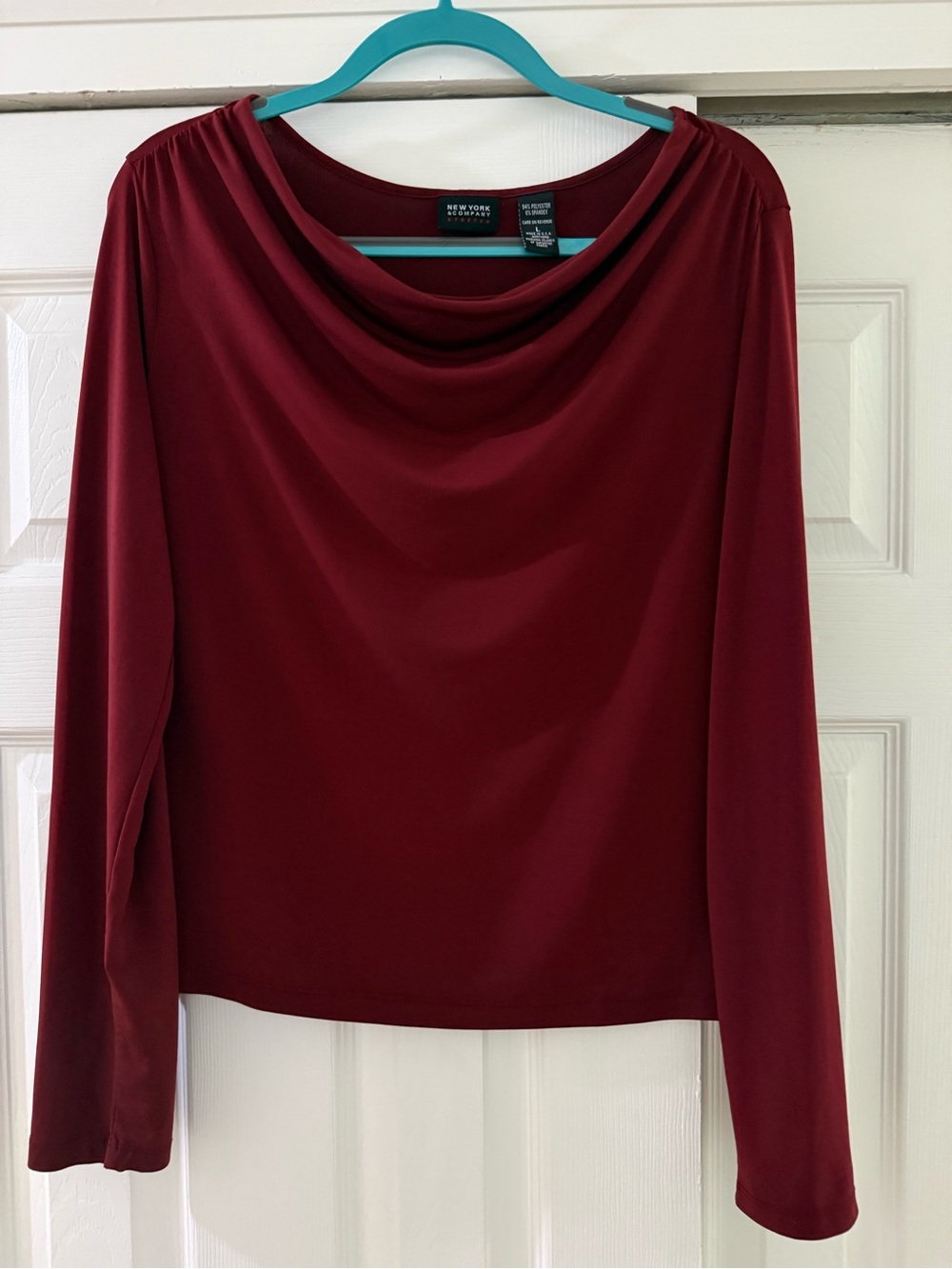 New York & Company Maroon Cowl Neck Long Sleeve Top